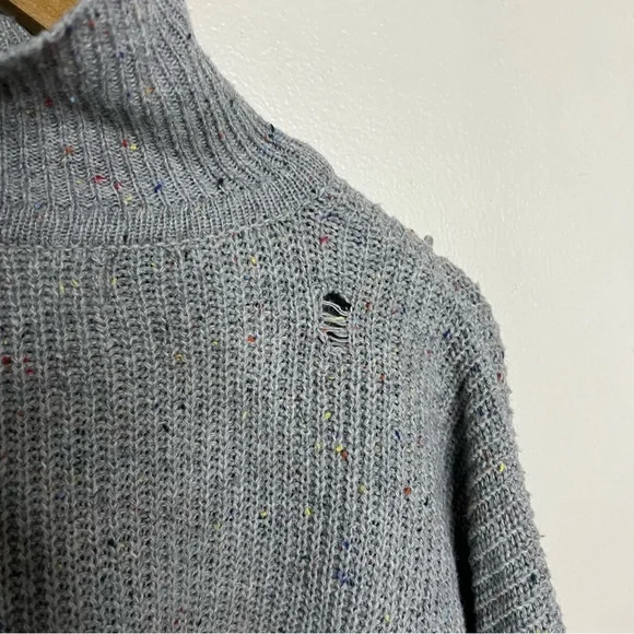Zenana Gray Distressed Turtleneck Sweater XS Funfetti Speckled Cutout Cable Knit - Picture 7 of 9